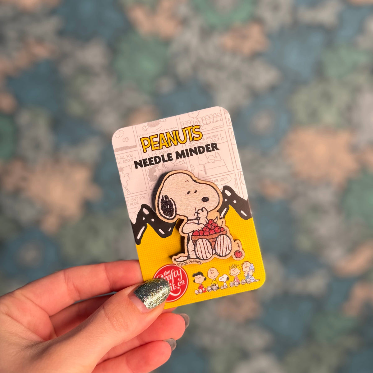 Peanuts - Snoopy Snacks Needle Minder