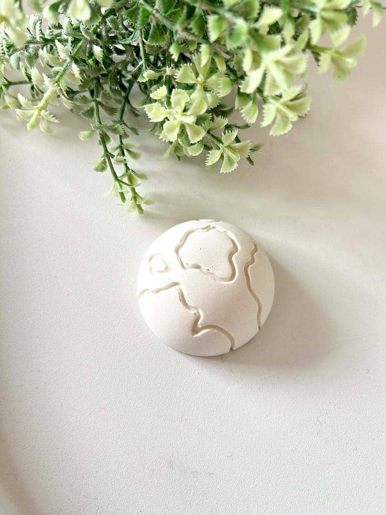 Space Themed Pottery Painting Kit, Paint Your Own Astronaut Set, DIY Creative Craft Kit, Fun Date Night Activities, Custom Room Decor