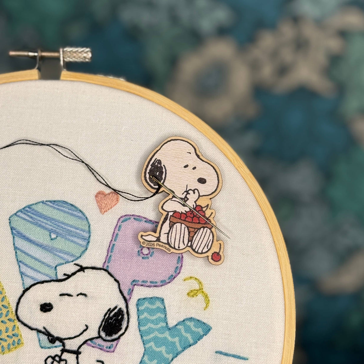 Peanuts - Snoopy Snacks Needle Minder